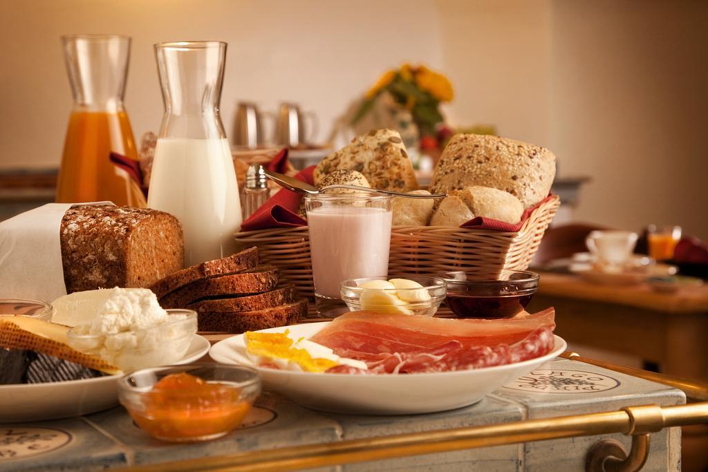Sizzo Relais 2* Trento